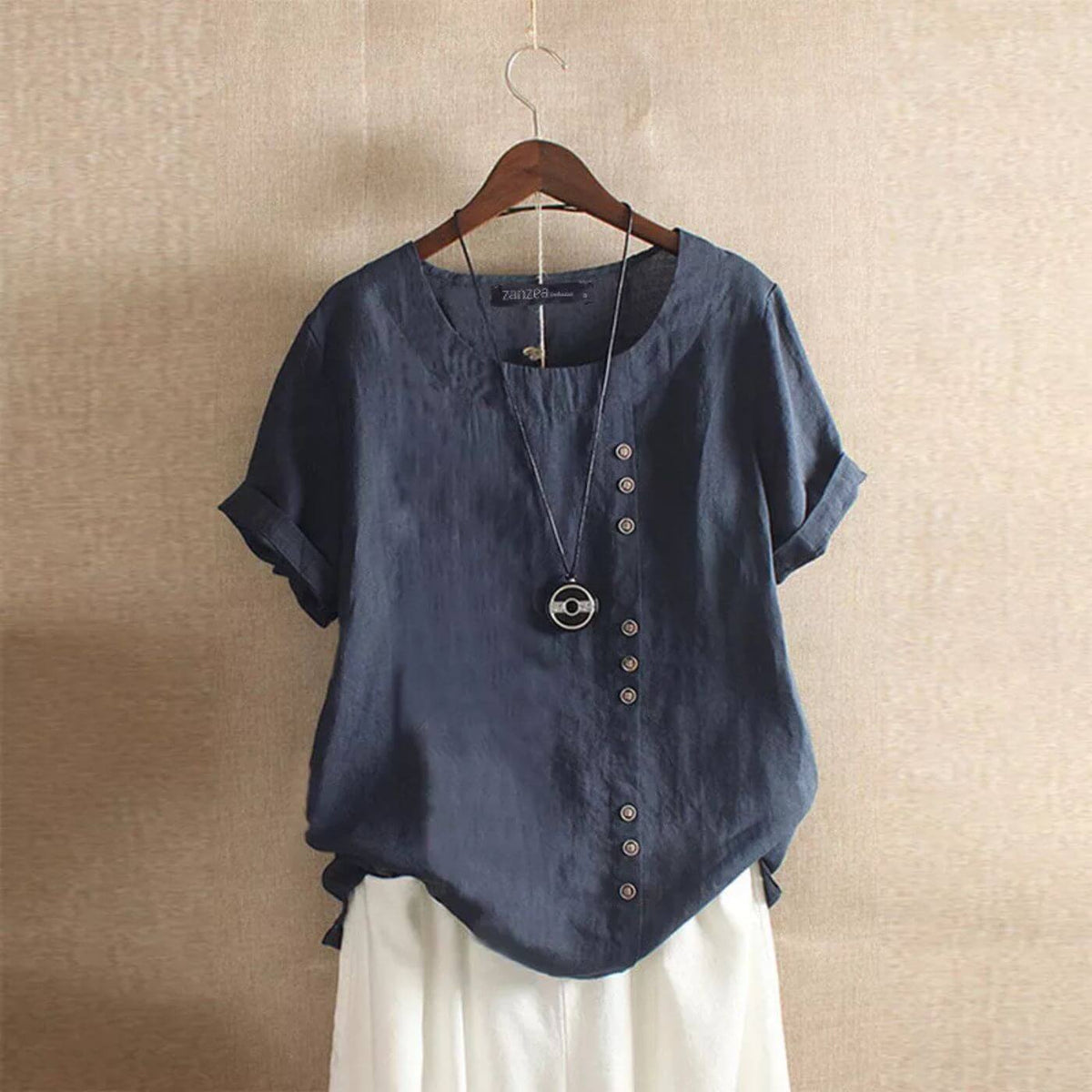 Leila™ – Rundhalsad Chalisblus
